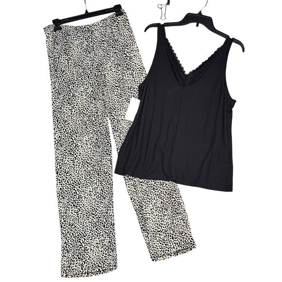 Light‎ Weight Cool Pajama Set Super Soft Black and Animal Print Size Large - Picture 2 of 9